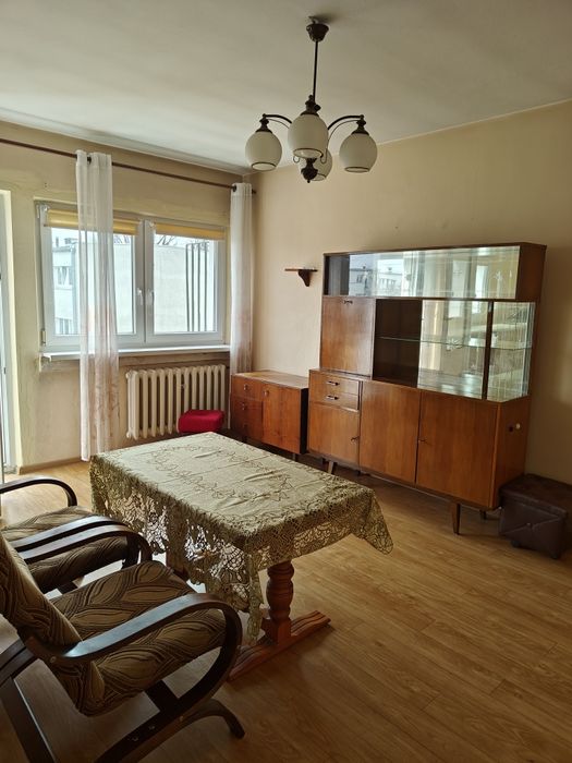 Lniana 38m² IV p  sprzedam