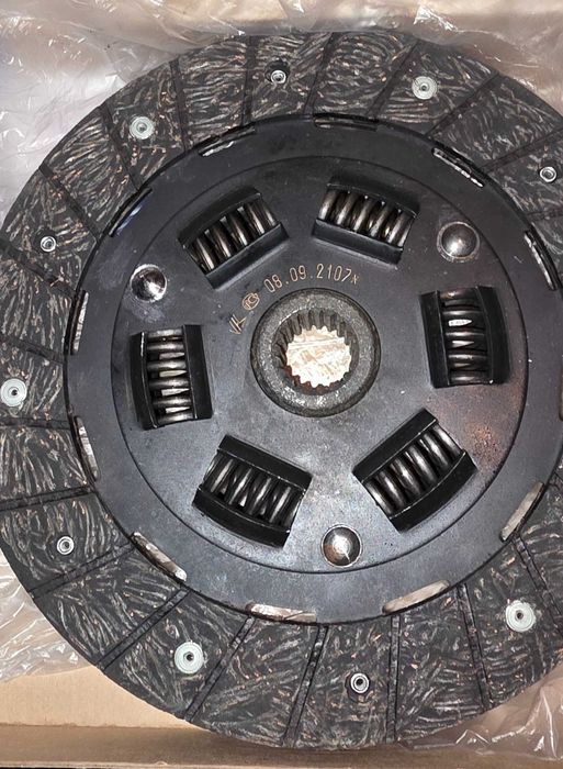 Диск щеплення ВАЗ 2101-2107. Оригінал. Новий.