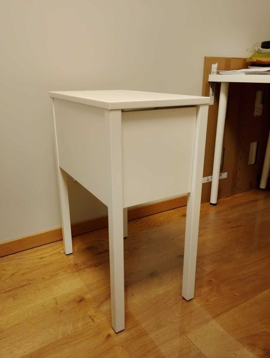 Stolik nocny/szafka-2szt. Wąskie-świetne rozwiązanie dla małych sypial