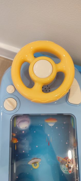 Zabawka na bateria pojazd kosmiczny