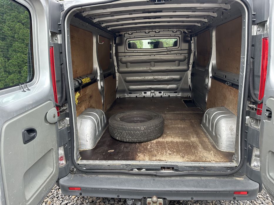 2.5 dci LONG Klima Doinwestowany!! 181 tys km!!