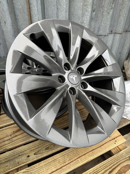 Диски 5/120r20 tesla model x original різноширокі