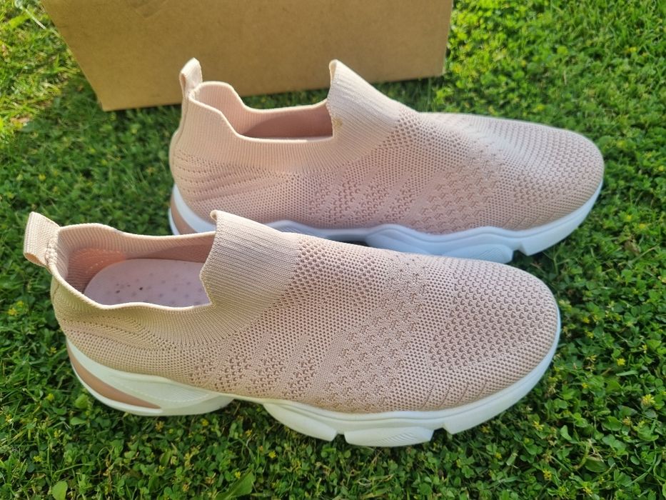 Buty damskie skarpeta lekkie elastyczne 40 beż