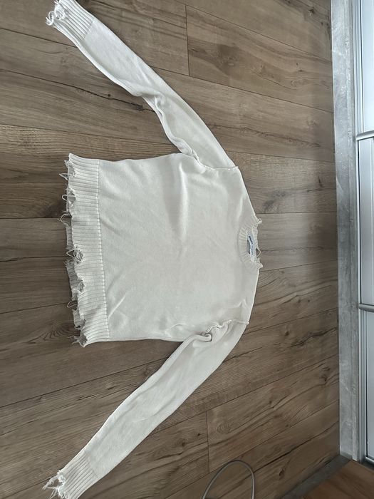 Светр Bershka білий