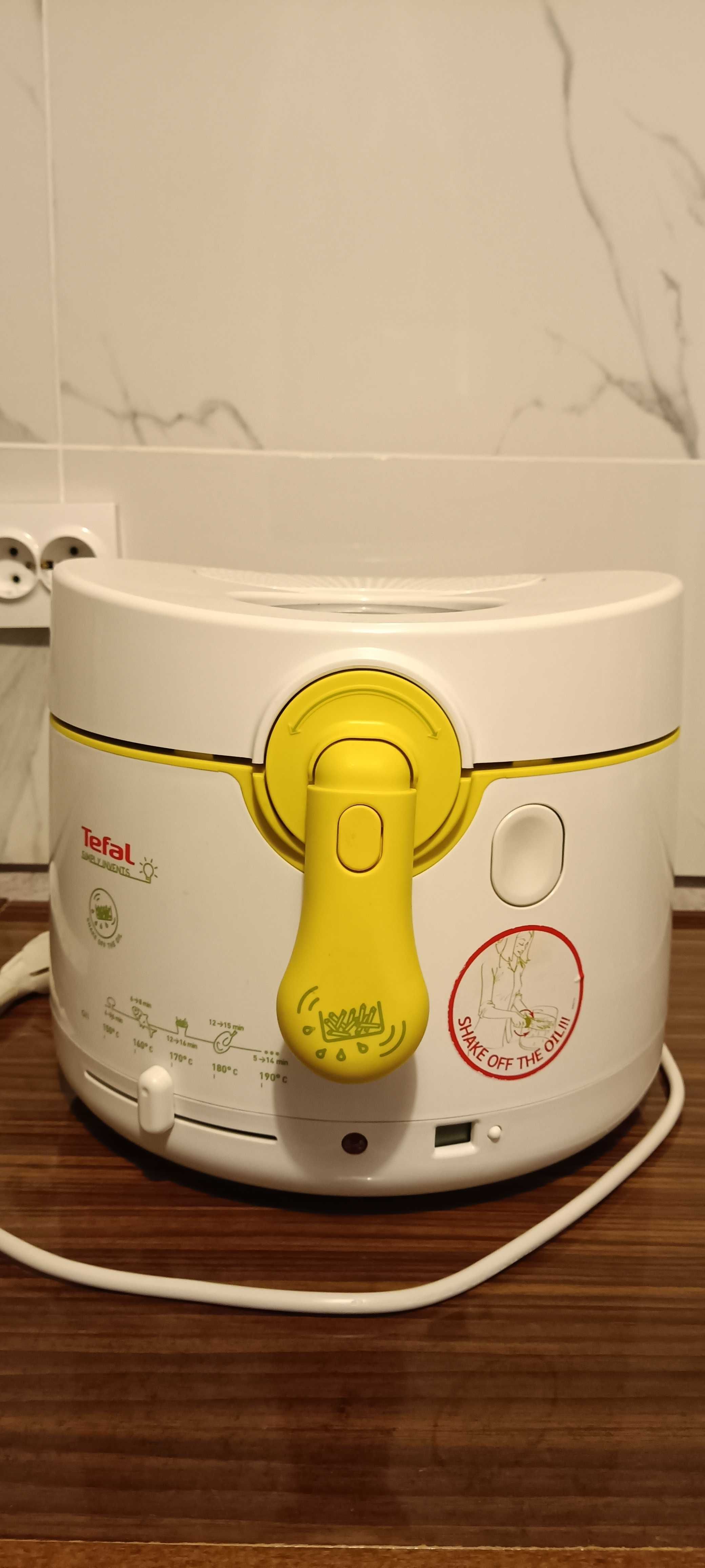 Фритюрница Tefal simply invents