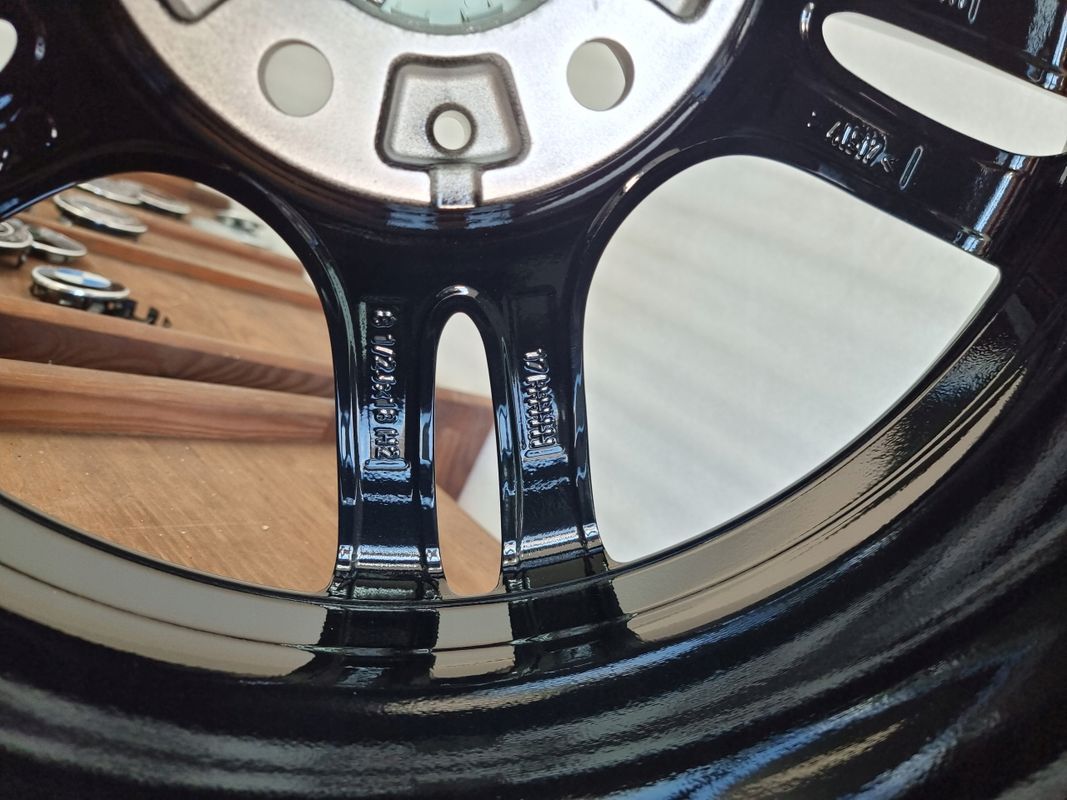 Czarne Felgi 18 Cali Bmw F10 F11 F12 F30 F32 F06 M-Pakiet