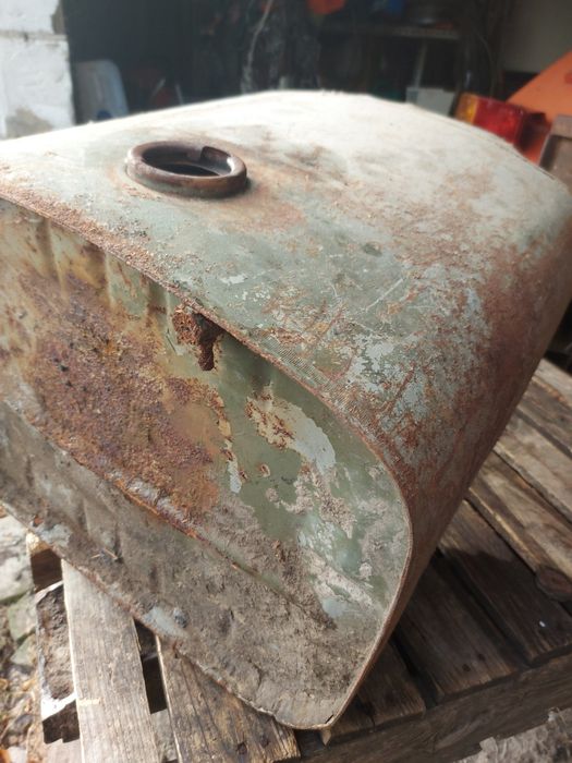 Zbiornik paliwa C-360