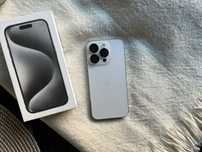 iphone 15 pro white