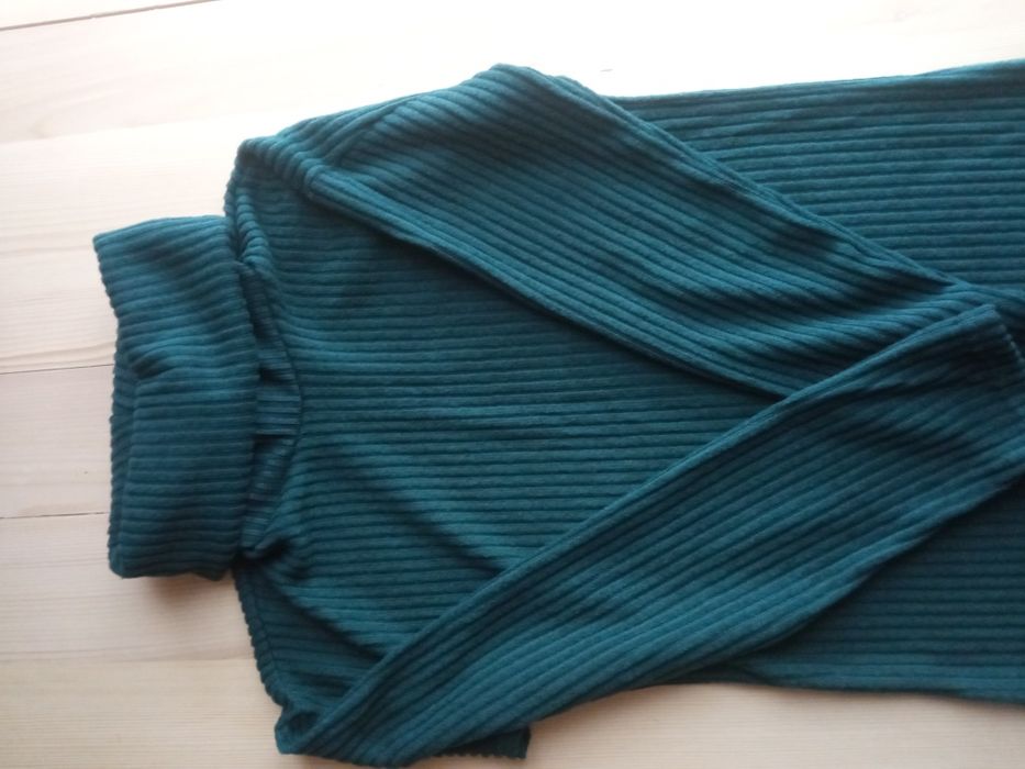 Плаття тепле в'язане