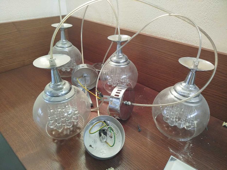 Підвісні плафони.