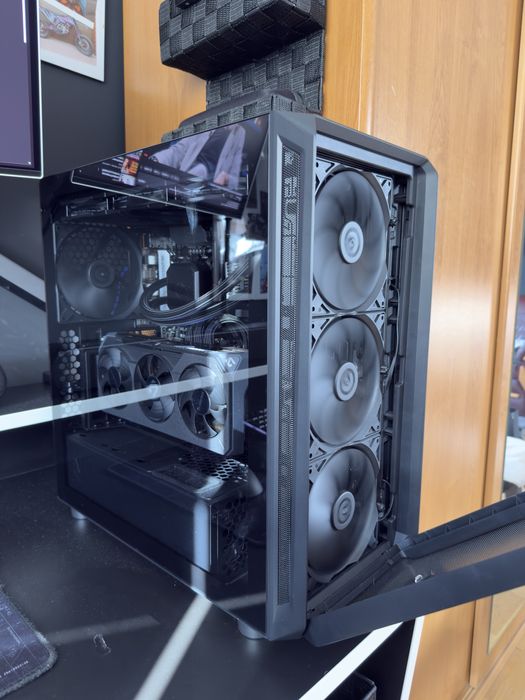 Komputer zero RGB Ryzen 7 7800x3d rx9070xt chłodzenie wodne f360