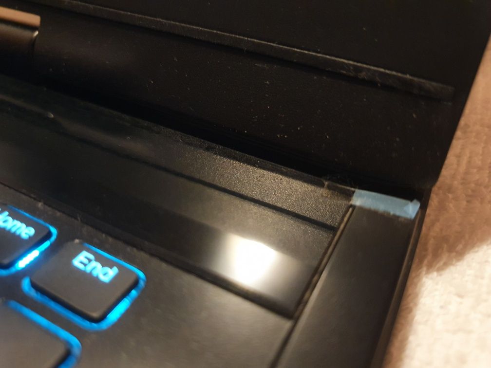 Dell G7 7790 Gaming Laptop PC 9th Gen i7/RTX 2070/16GB/1TB+256GB SSD