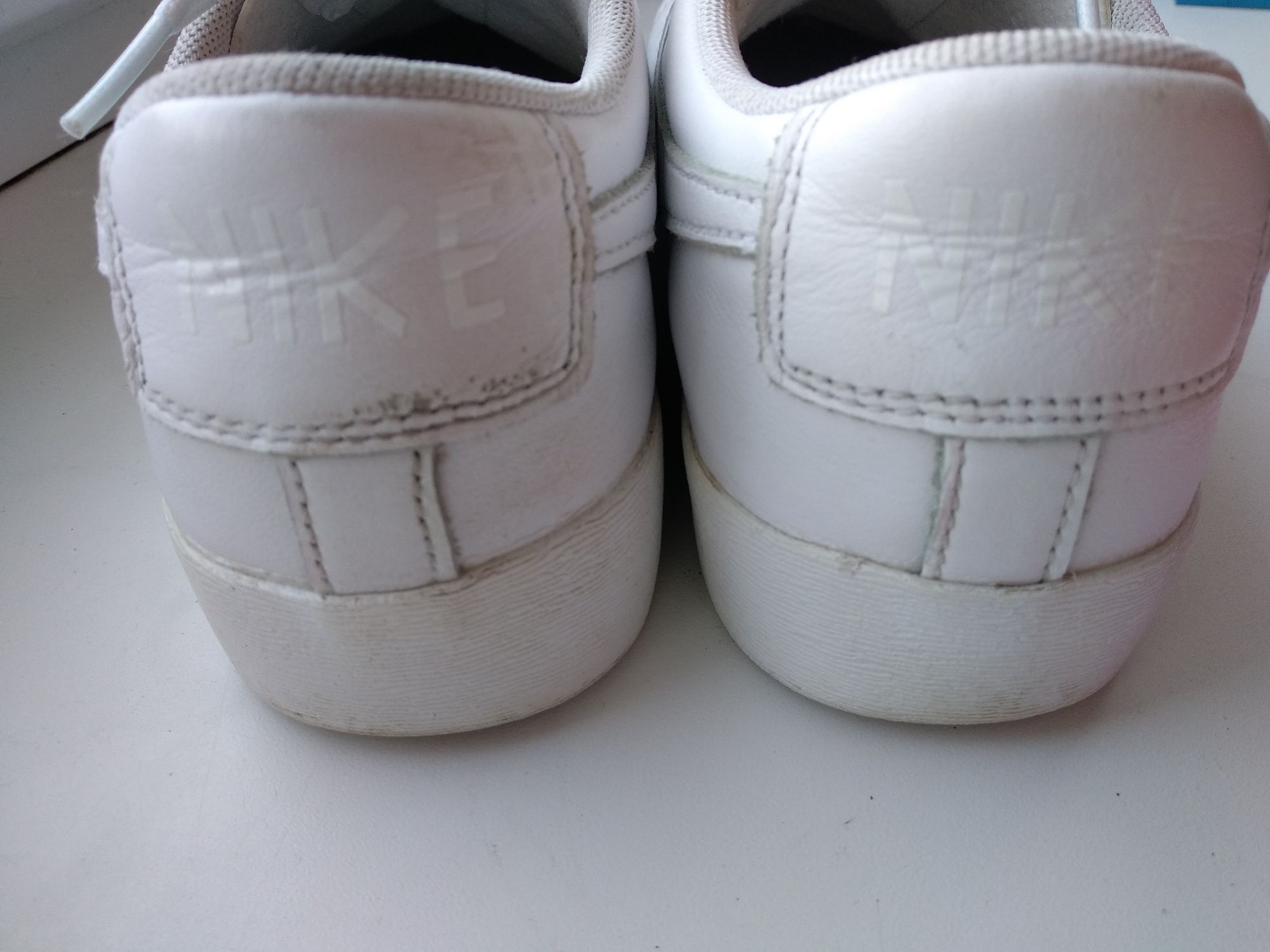 Кросівки NIKE Blazer Low white, р. 38-37,5