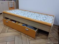 Łóżko dziecięce 90 x 200 cm do kompletu mebli do pokoju dziecięcego
