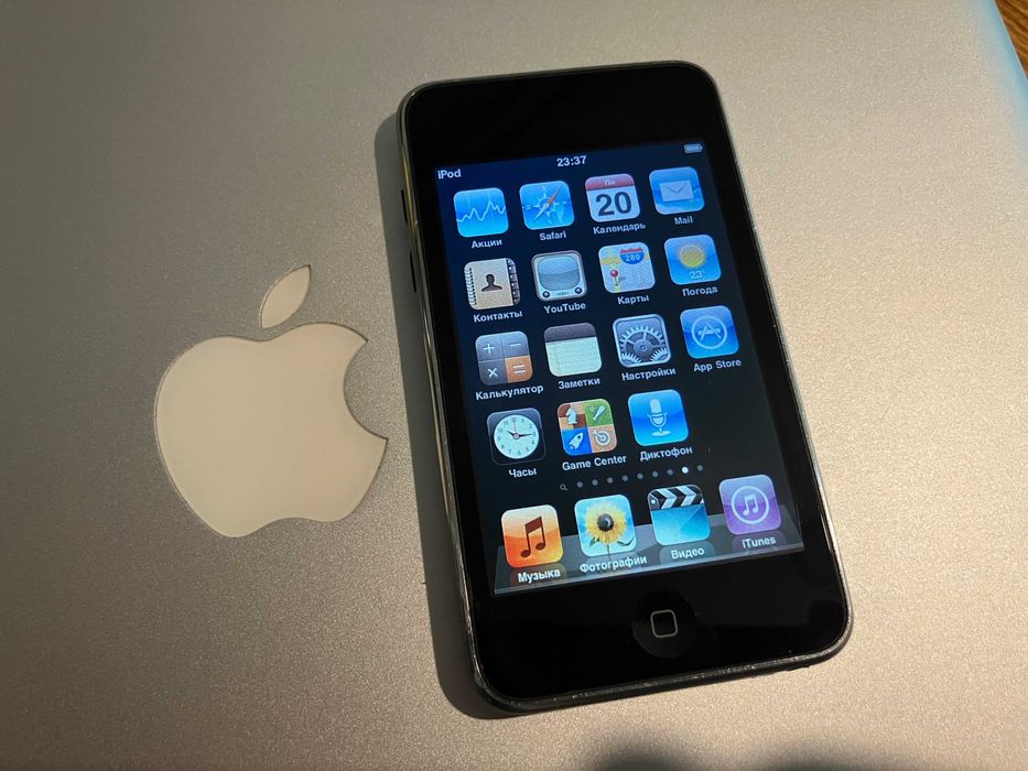 Apple iPod touch 2-gen 32 Gb \ DAC Wolfson ME WM8721
