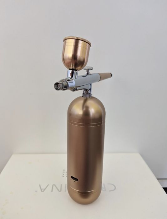 Портативний аерограф з компресором, акумуляторний, сопло 0.3 мм