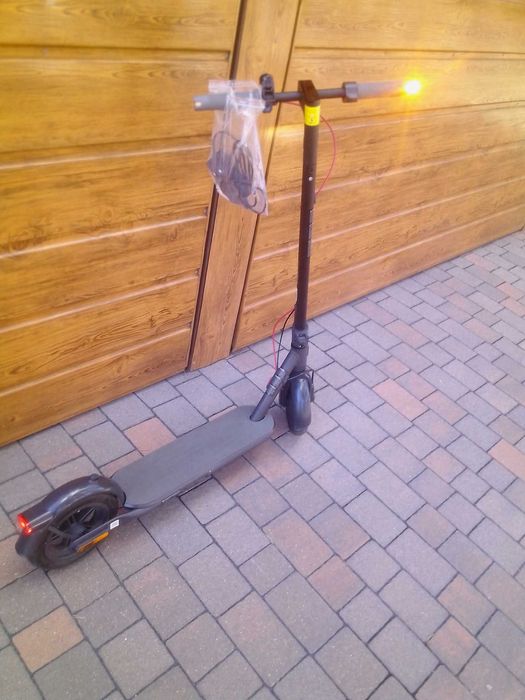 Nowa Hulajnoga xiaomi 4 z kierunkami