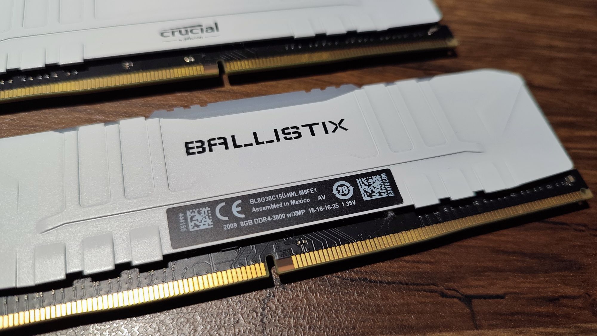 ОЗУ DDR4 Crusial Ballistix 2x8Gb RGB білі