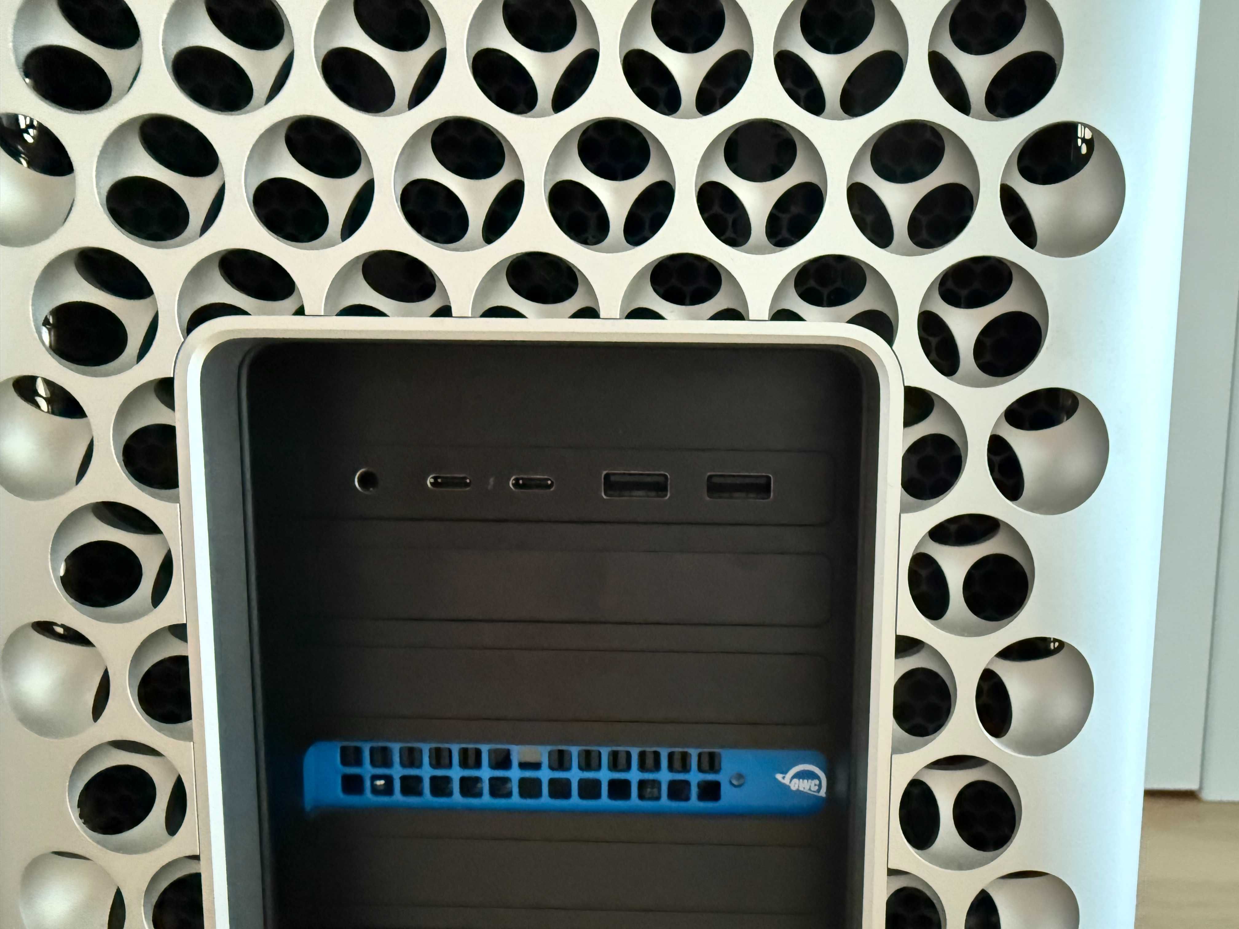 Mac Pro 2019 96GB RAM 6TB