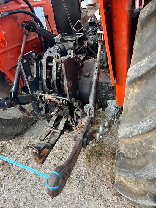 Trator Ursus 4512 4x2 47 cv