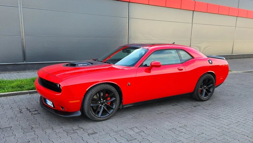 Dodge Challenger Scat Pack 6,4 Shaker 2017 rok, od 3 lat w Polsce !