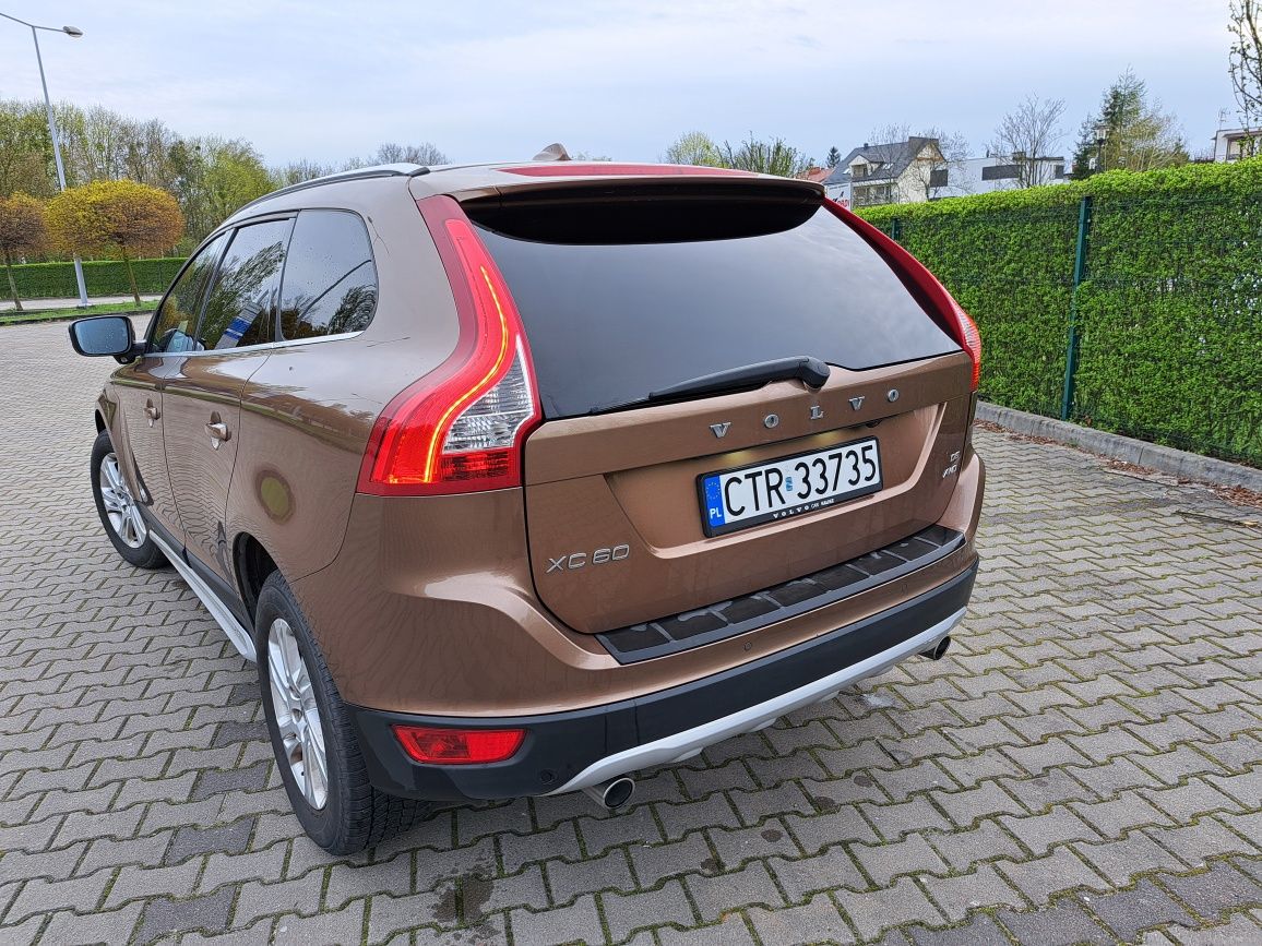 Volvo XC60 2.4 D5 AWD Summum