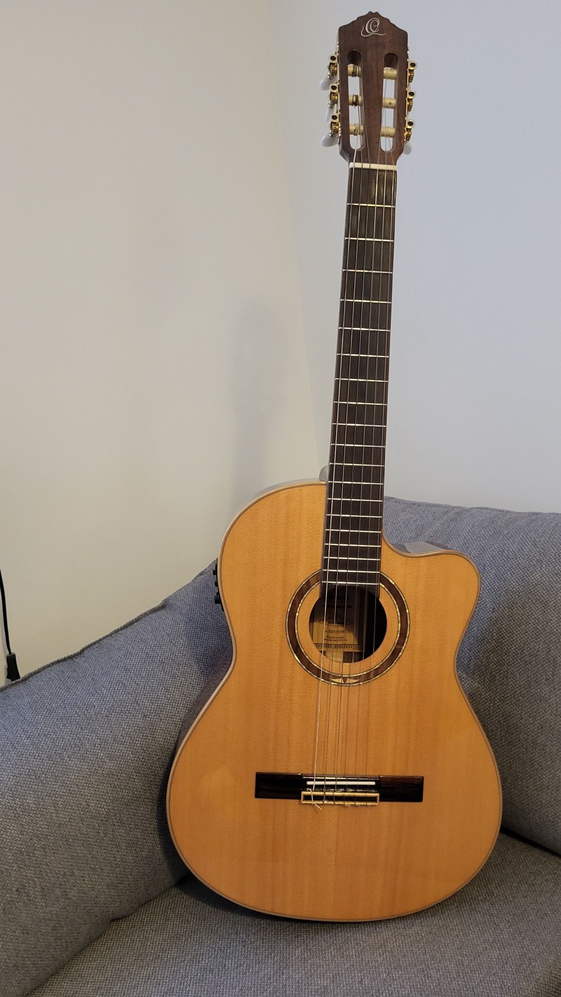 Gitara elektroklasyczna WYSOKI MODEL, Ortega RCE158 MN