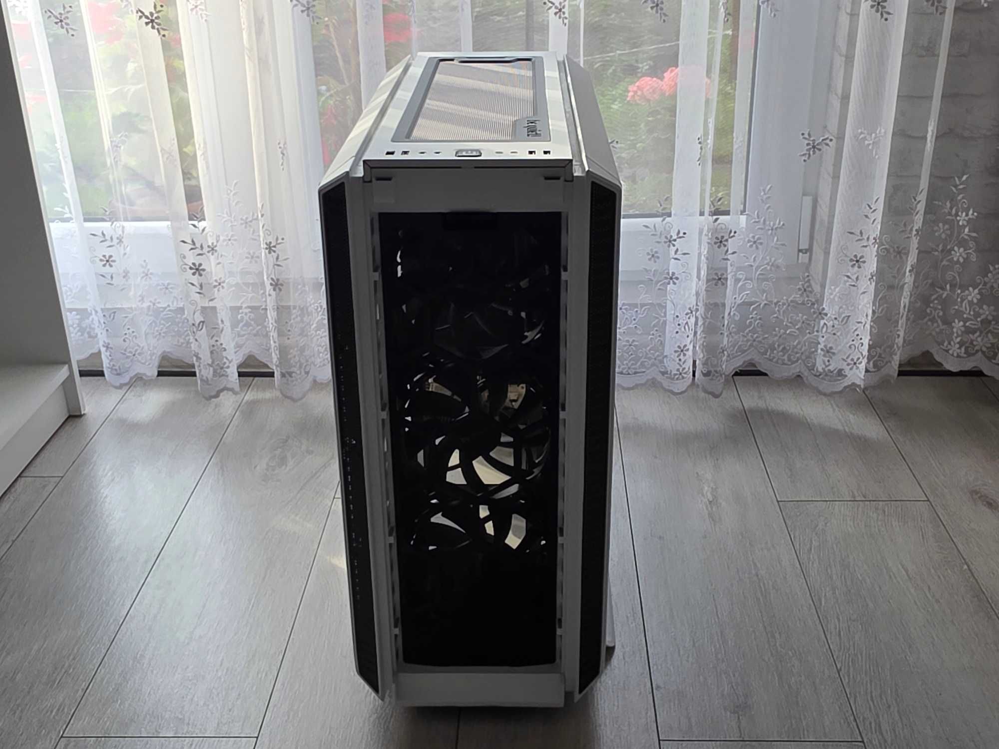 Komputer dla gracza i7-10700K 16GB 3200MHz Dysk SSD 500GB (BEZ KARTY)