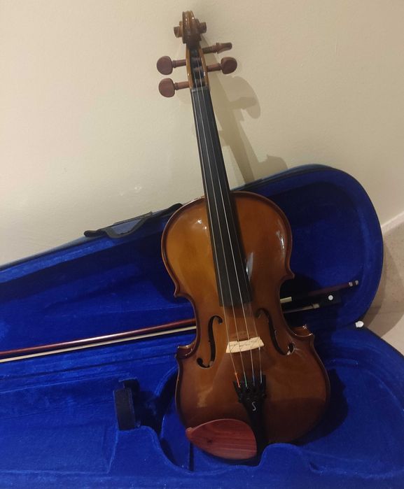Violino 3/4 Stentor student I  + cordas Alphayue extra + caixa/mochila