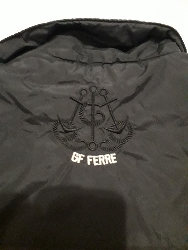 Куртка мужская р48-50( XL) GIANFANKO FERRE JEANS