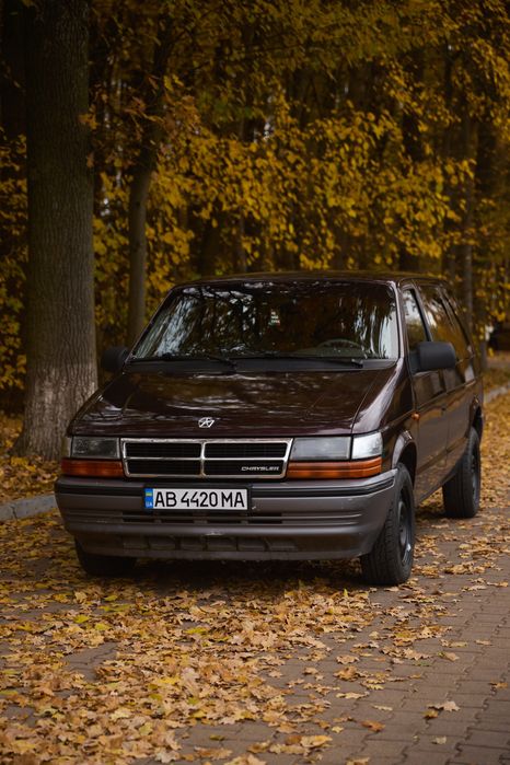 Продам авто Chrysler Voyadger