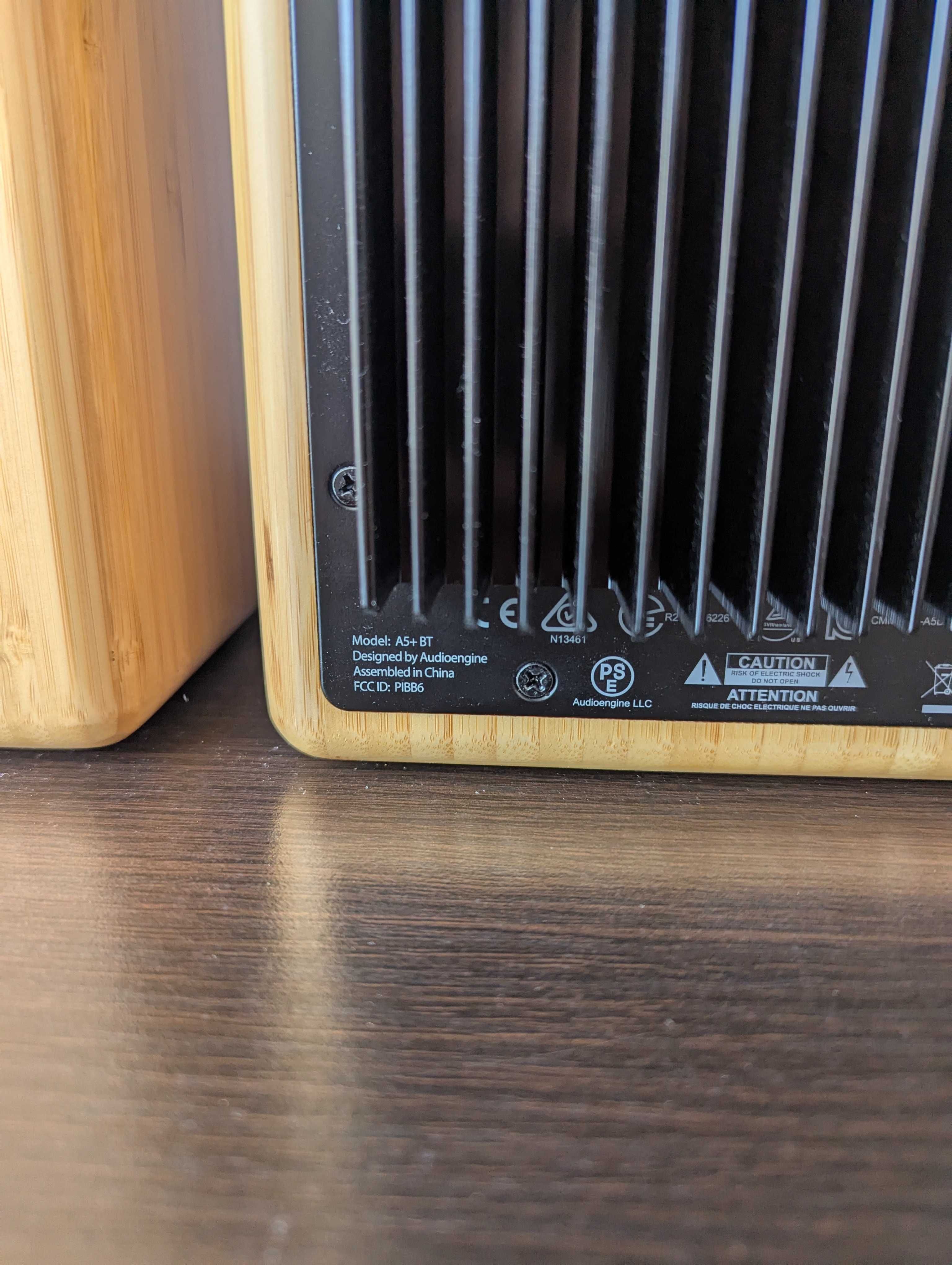AudioEngine A5+ wireless (bluetooth) Bamboo