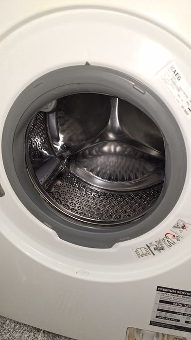 Máquina de lavar AEG