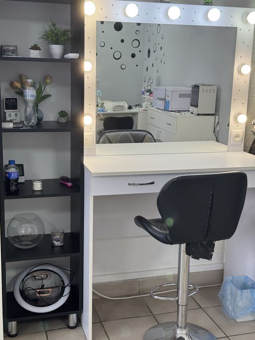 Оренда робочих місць в салоні LUNA