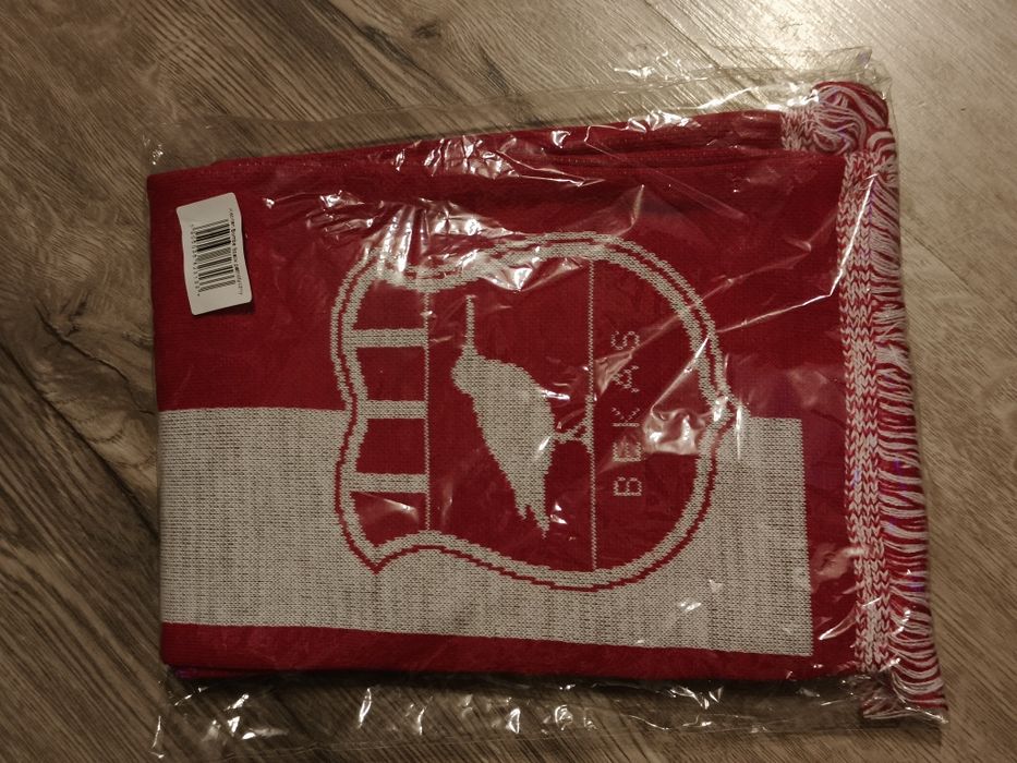 Szalik kapitan bomba polska mistrzem Polski galakpizza bekas, borubar