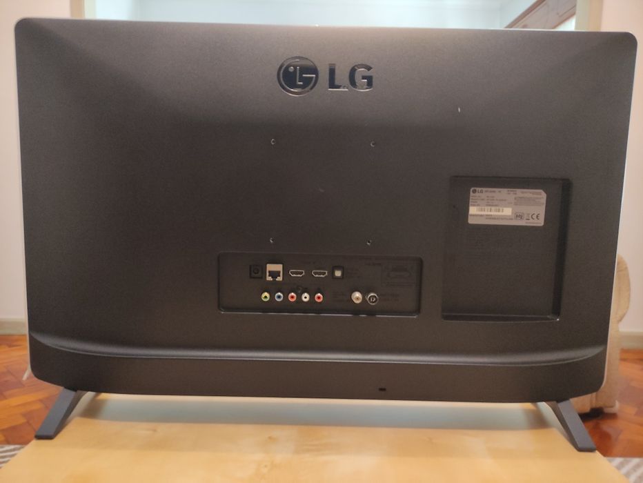 TV LG 28TL520S-PZ (LED - 28'' - 71 cm - HD - Smart TV)