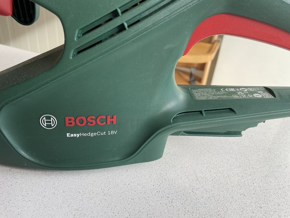 Corta sebes bosch