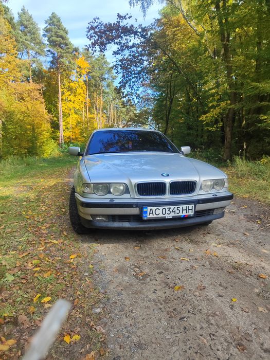 BMW 7 Series 2000