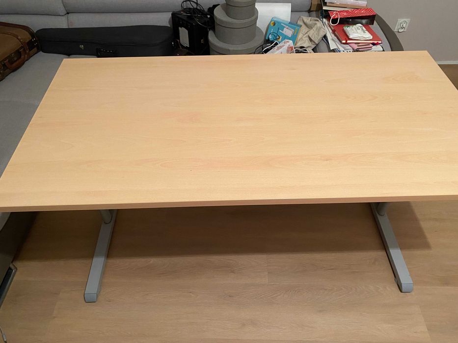 biurko w bardzo dobrym stanie 140x70 + krzesło