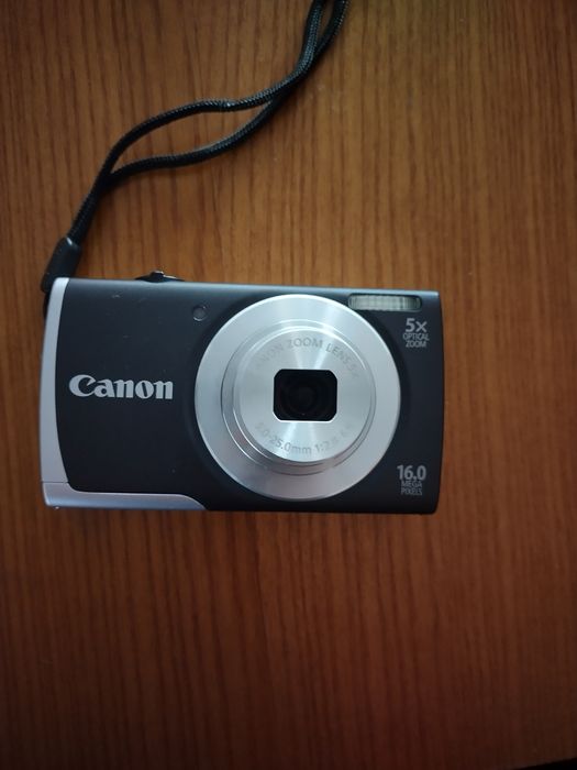 Máquina fotográfica digital Canon Powershot A2500