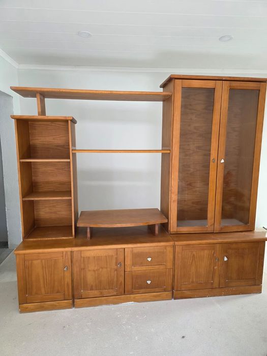Móvel de sala usado com arrumacao