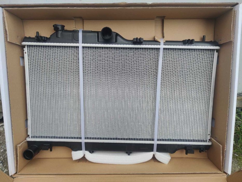 Радиатор охлаждения Subaru Outback Legacy 2014- 2.5