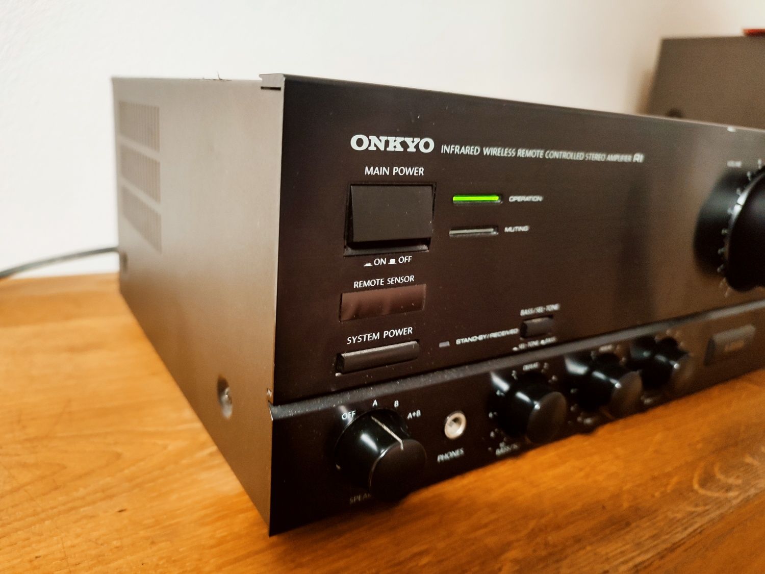 NOWA CENA 2 x 60 Watt  Wzmacniacz Onkyo A 8200