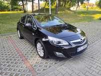Opel Astra J IV 1.7 cosmo bixenon 2kpl kół salon polska 6lat w 1 rękac