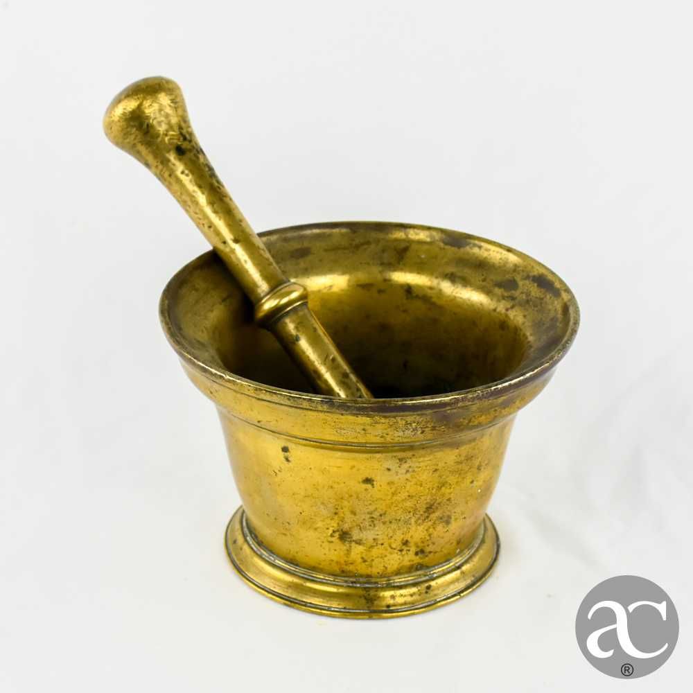 Almofariz com pilão em Bronze, séc. XIX