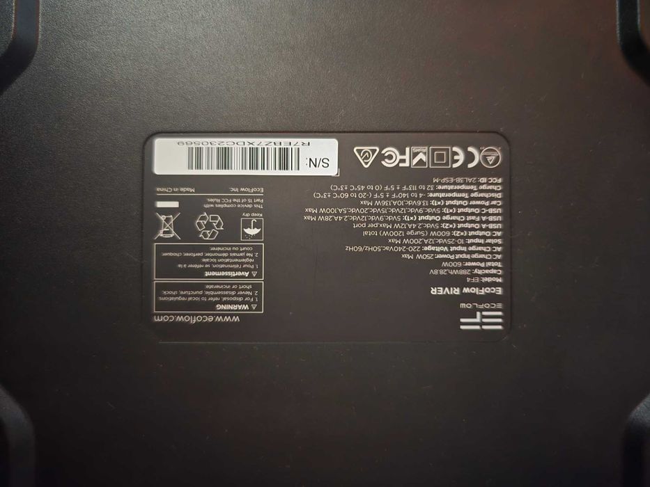 Зарядна станція EcoFlow RIVER EF4 (288 Вт·год)