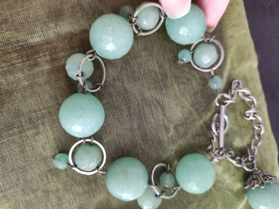 Набор из натурального камня.