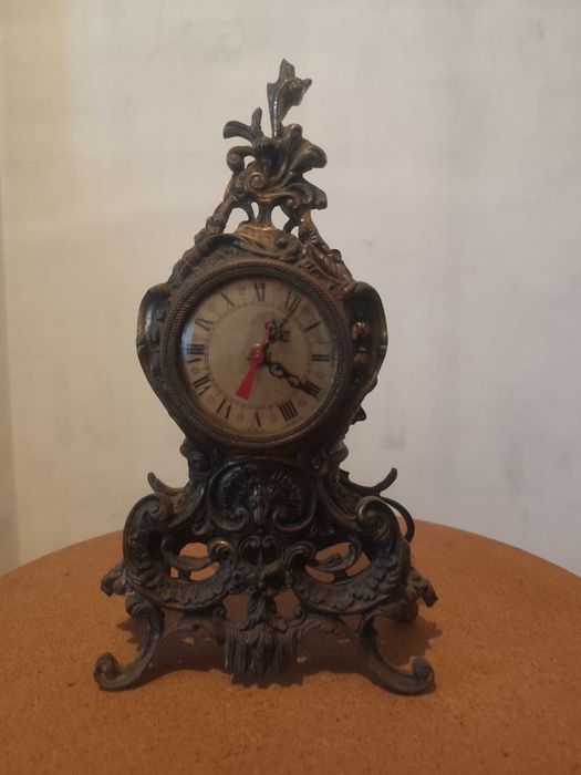 Relógio vintage decorativo