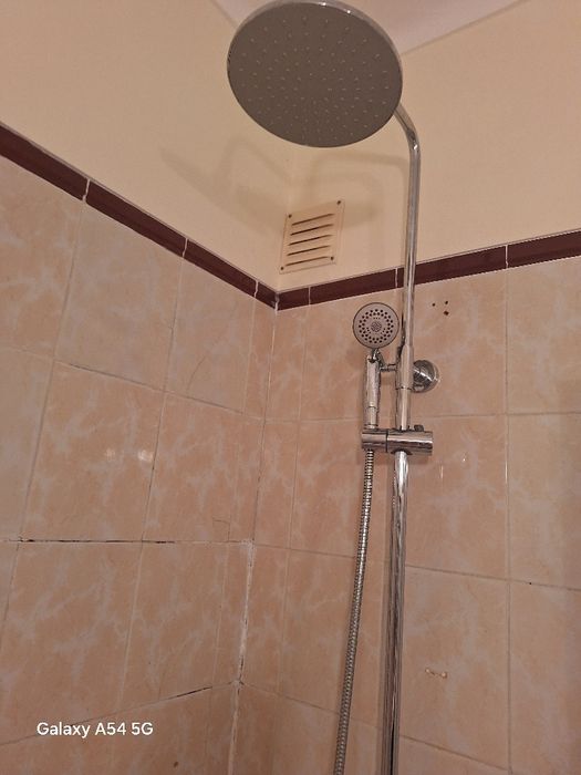 Chuveiro de banheira novo