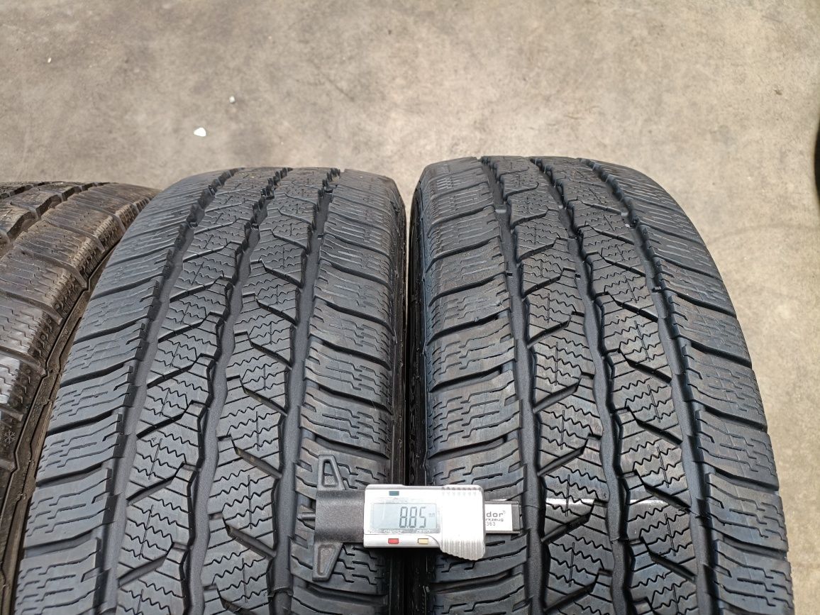 Opony zimowe Continental VanContact Winter 215/60R17C 104/102H